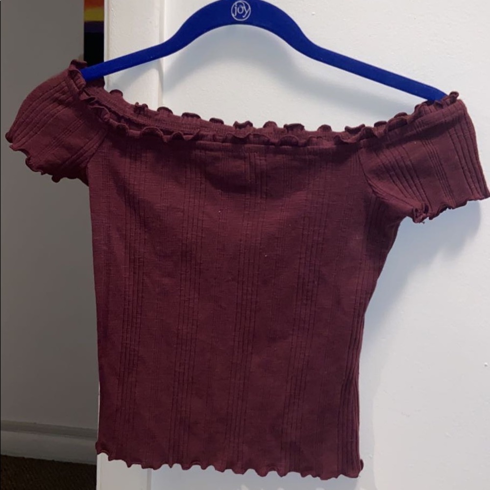 Off shoulder purple crop shirt